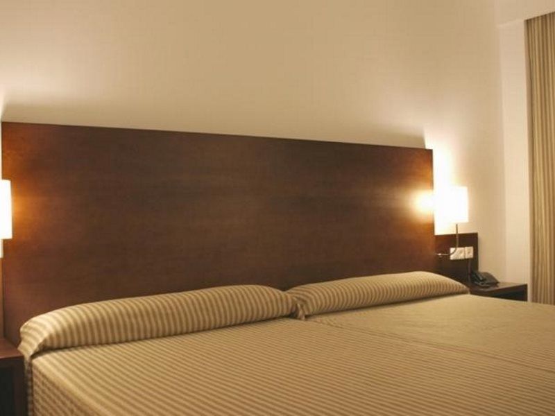 Garbi Costa Luz Hotel Конил-де-ла-Фронтера Екстериор снимка