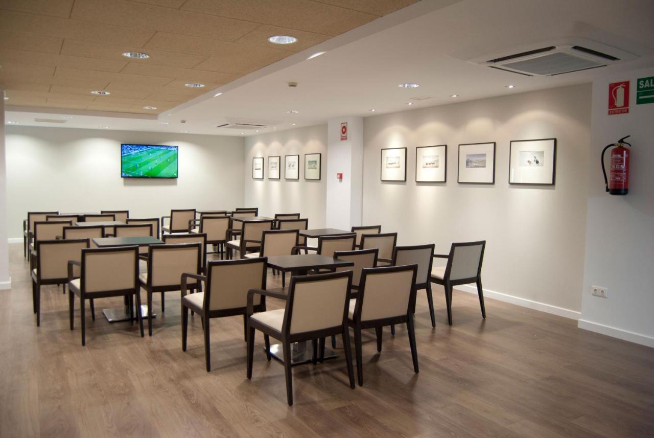 Garbi Costa Luz Hotel Конил-де-ла-Фронтера Бизнес снимка